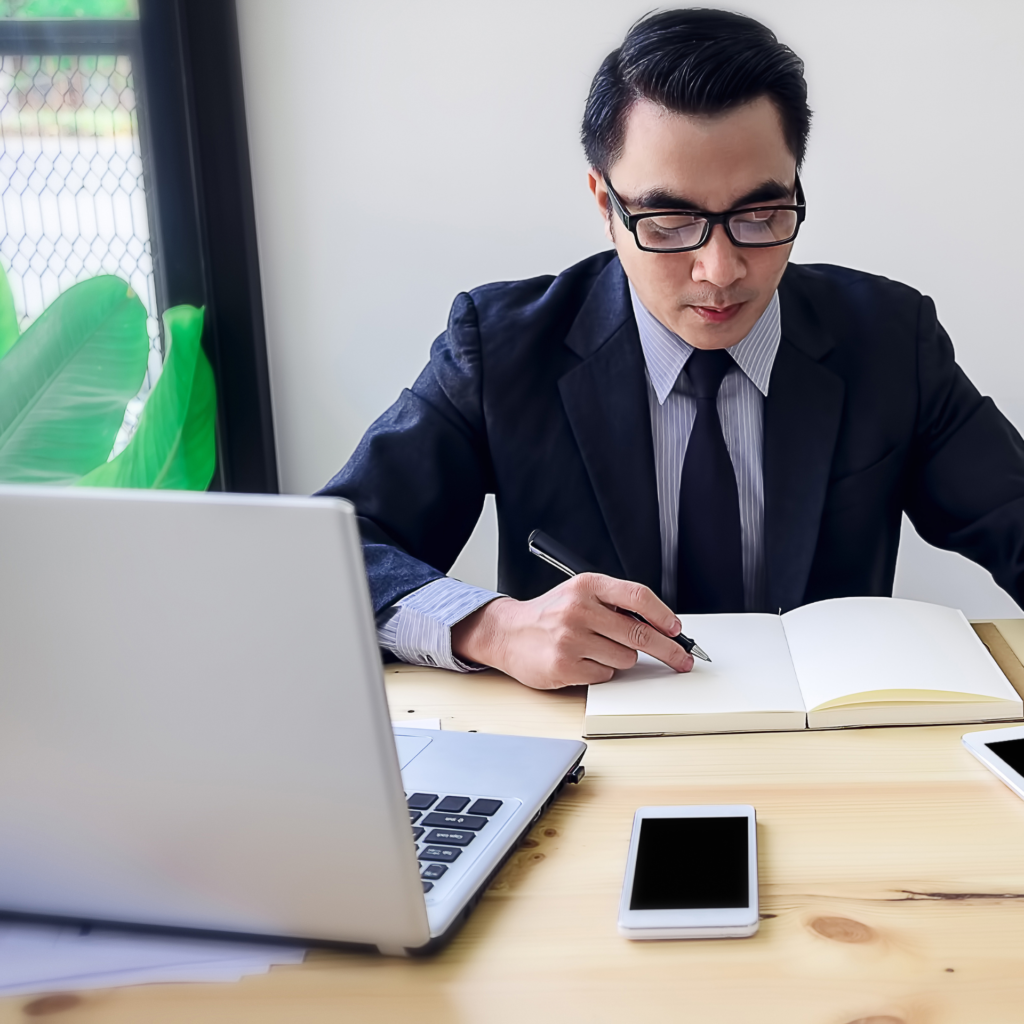 Keep Your Books Organized. Keep Your Business Moving.